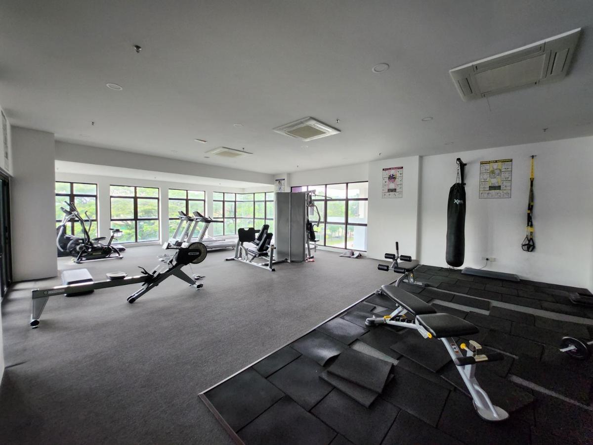 Taman Equine Comfy Studio#Greenery View#4 Pax#Aeon Mall Seri Kembangan Exterior photo